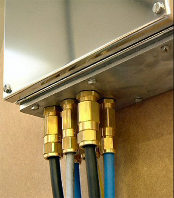 Manufacturers of Brass Cable Glands